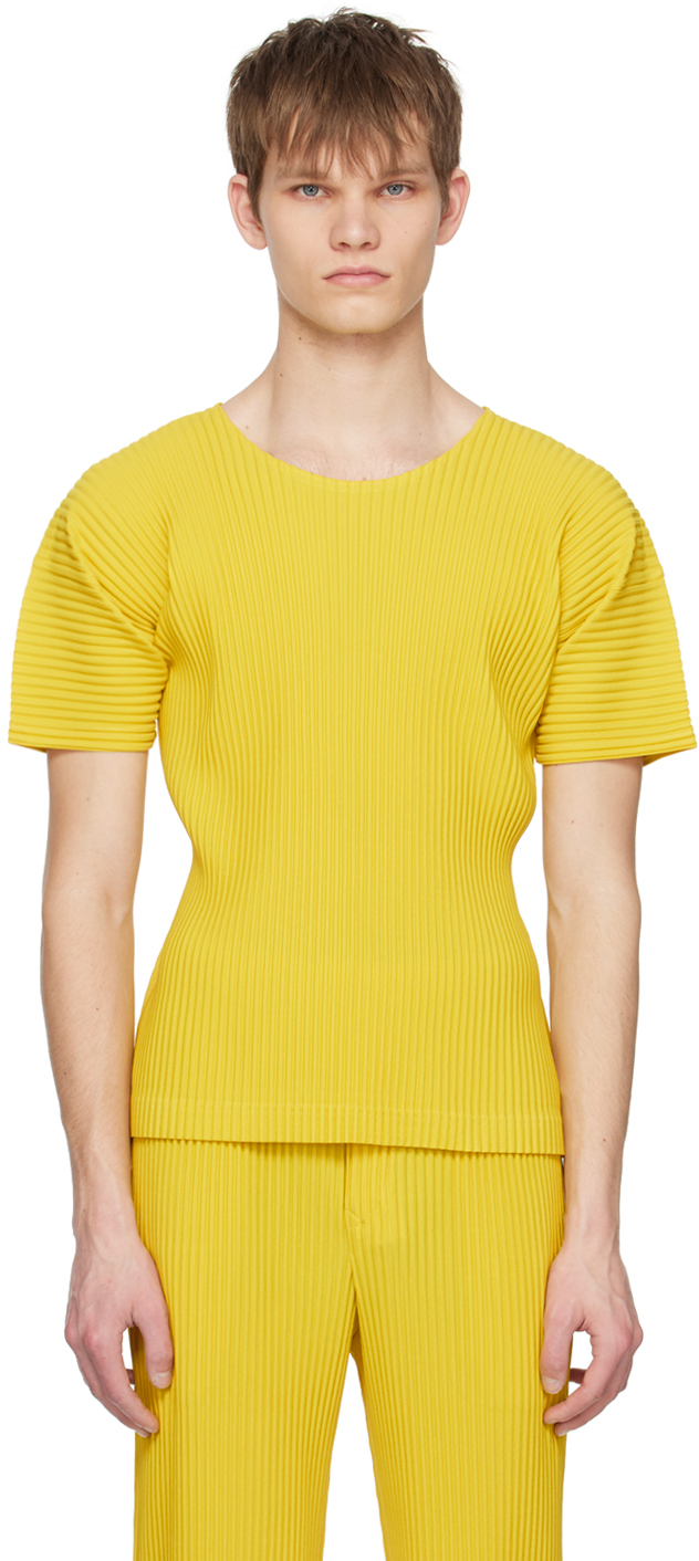 Homme Plissé Issey Miyake: Yellow Monthly Color March T-Shirt | SSENSE UK