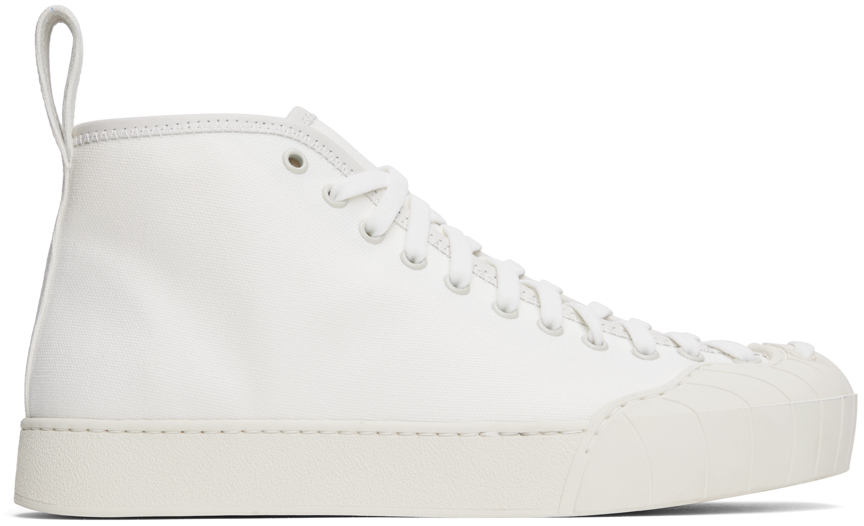 White Isi Sneakers