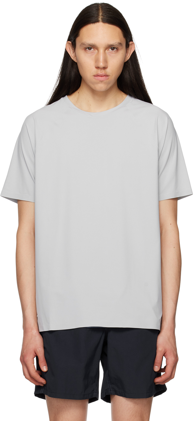 Alo: Gray Idol Performance T-Shirt | SSENSE