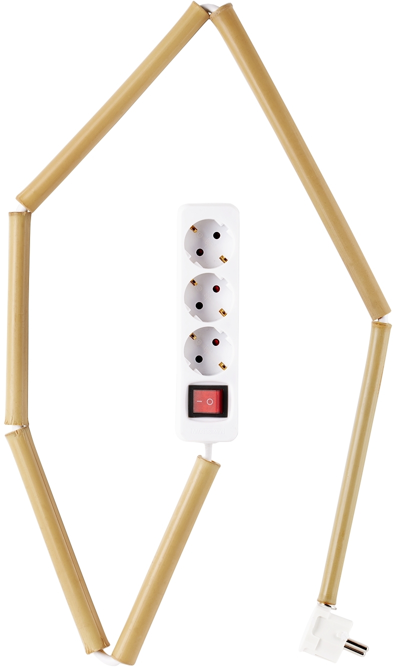 White Nº26 Multiplug Extension Cord