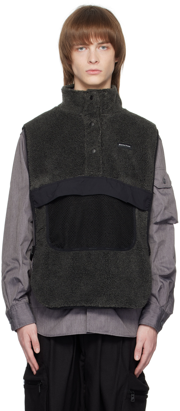 District Vision Gray Kaya Vest In Charcoal