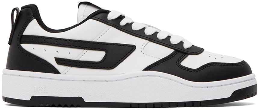 Shop Diesel White & Black S-ukiyo V2 Low Sneakers In H1532