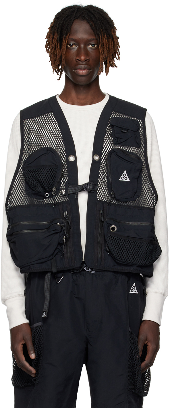 Nike: Black Buttles Vest | SSENSE Canada