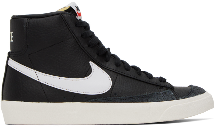Nike Sneakers In Black/white-sail