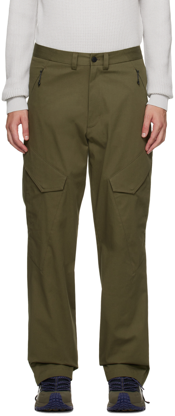 Moncler Green Patch Cargo Pants In 818 Olive Green