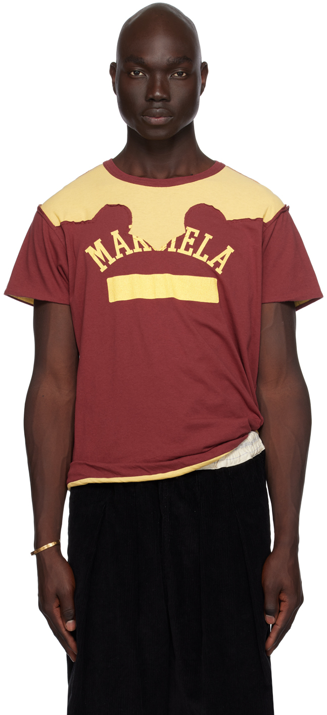 関税送料込★Maison Margiela バーガンディ＆イエロー Tシャツ Maison Margielaのバーガンディ＆イエロー Décortiqué Tシャツが