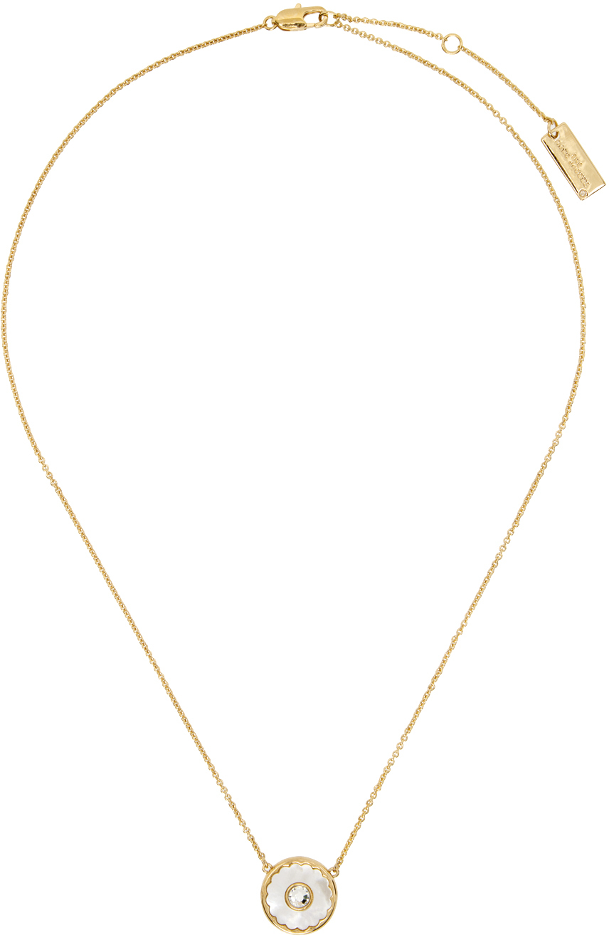 Shop Marc Jacobs ゴールド The Medallion Pendant ネックレス In 103 Mop/gold