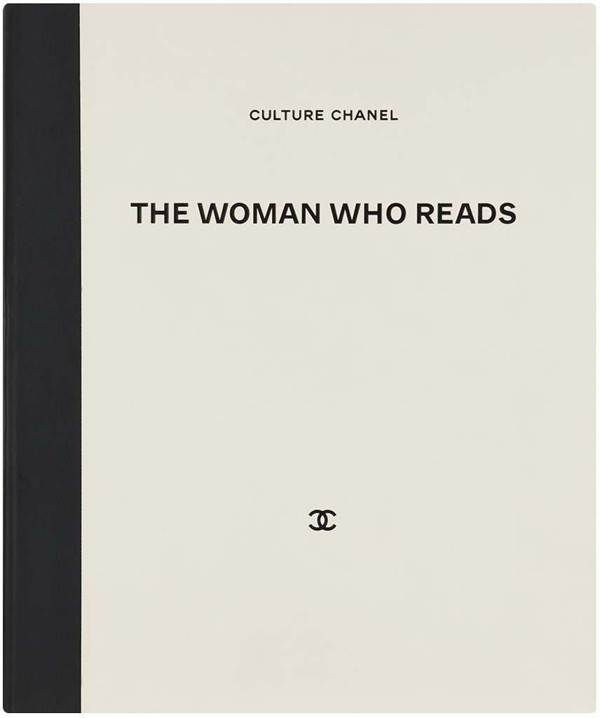 Abrams Culture Chanel: The Woman Who Reads In White