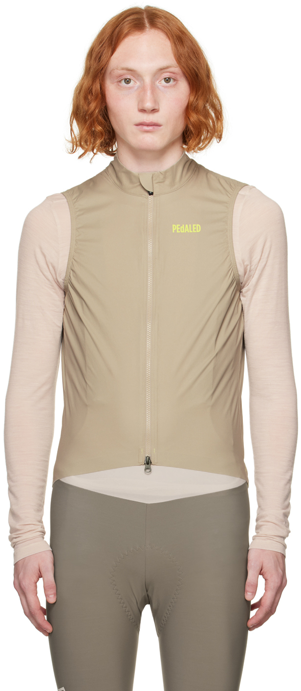 Pedaled Off-white Waterproof Vest In 0gpe Off-white