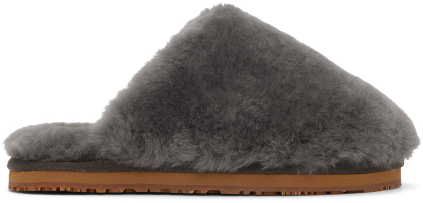 Mou Gray Patch Shearling Slippers In Cha Charcoal