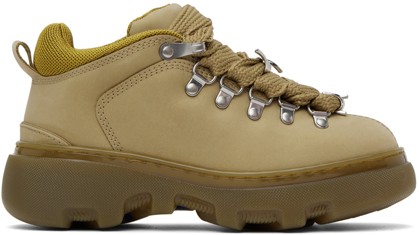 【関税込み】Burberry トープ Trek ブーツ Burberryのトープ Trek ブーツがセール中