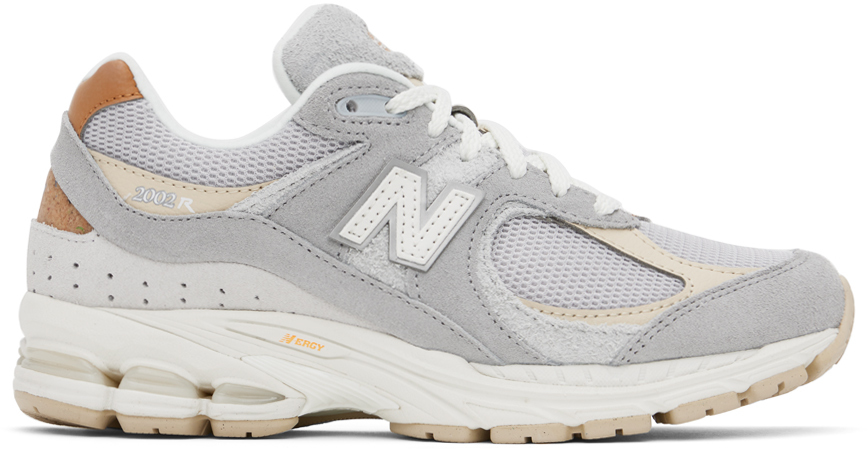 New Balance: Gray 2002R Sneakers | SSENSE Canada