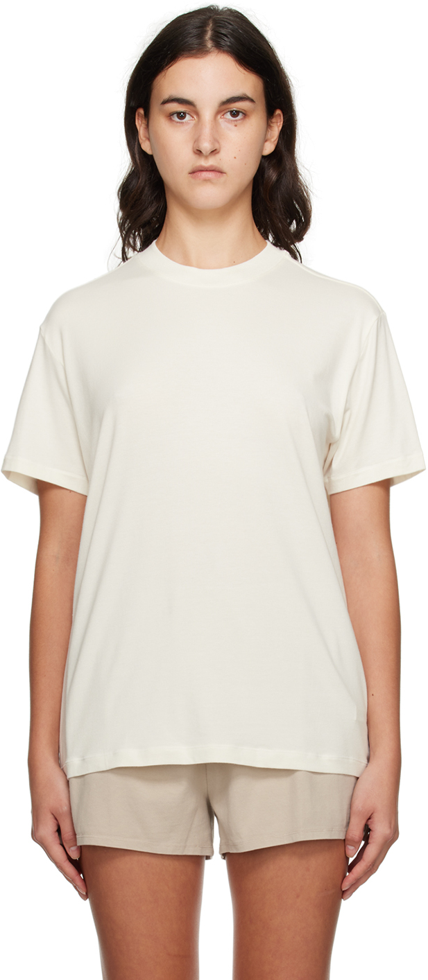 Skims Off-white Boyfriend T-shirt In Marble