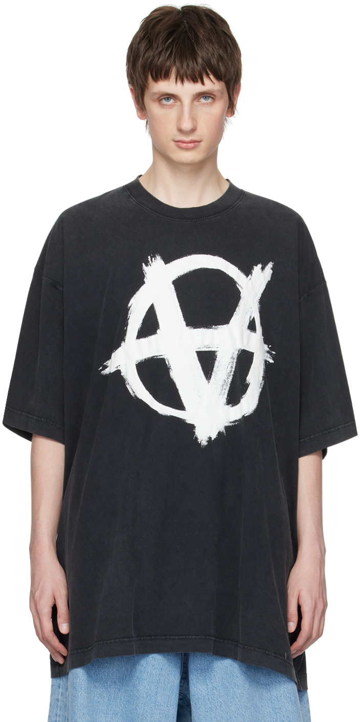 VETEMENTS: Black Reverse Anarchy T-Shirt | SSENSE Canada