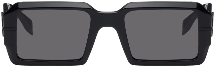 Fendi Black Rectangular Sunglasses In 5201a