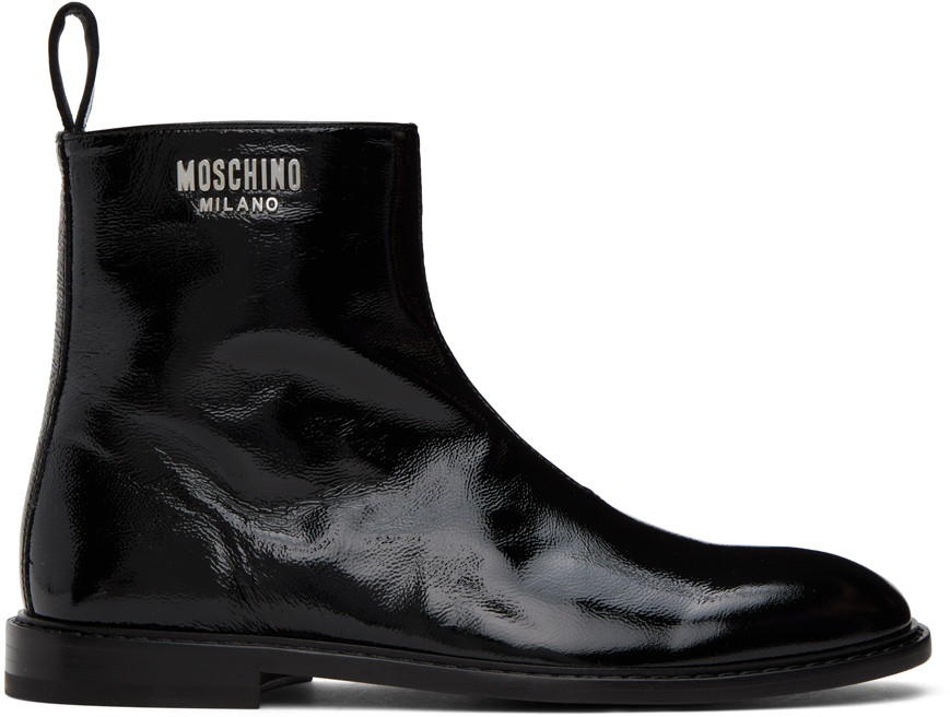 Moschinoのブラック クリンクル ブーツがセール中