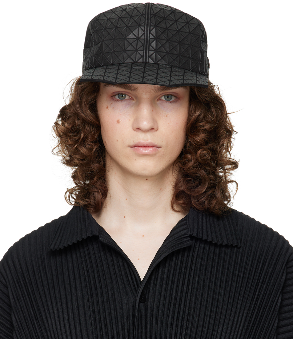 Black Kuro Angular Cap