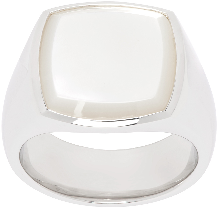 Tom Wood: Silver Cushion MOP Ring | SSENSE Canada