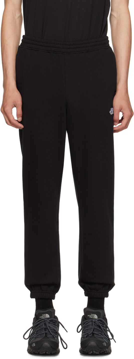 The North Face Black Half Dome Lounge Pants In Ky4 Tnf Black/tnf Wh