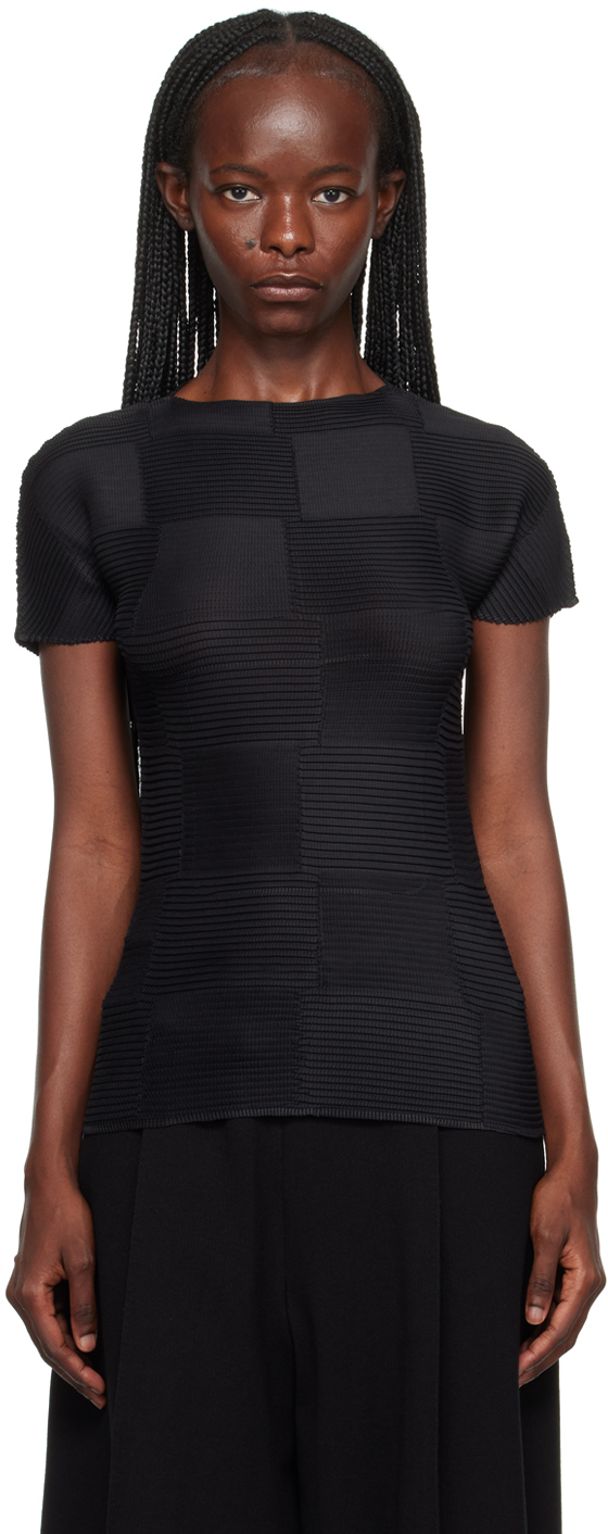 Shop Issey Miyake Black Checkered Pleats T-shirt In 15-black