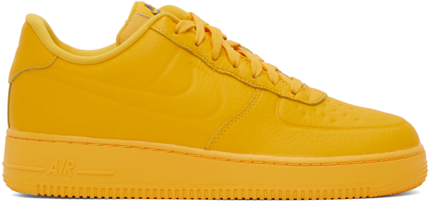 Yellow Air Force 1 '07 Pro-Tech Sneakers