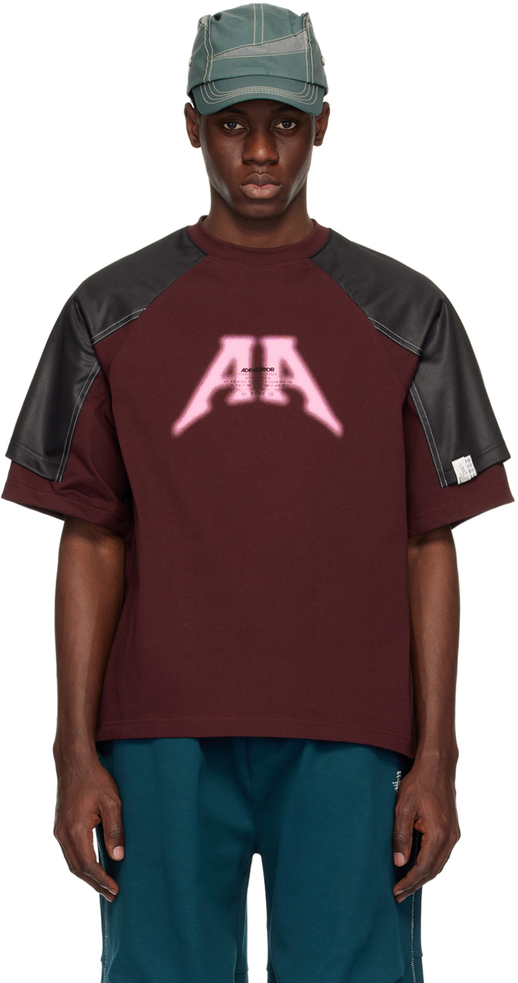 【関税込み】ADER error バーガンディ＆レッド Nolc Tシャツ ADER error: バーガンディ＆レッド Nolc Tシャツ | SSENSE 日本