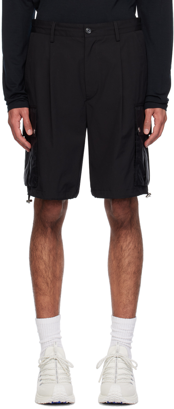 Moncler Black Pleated Shorts In Black 999