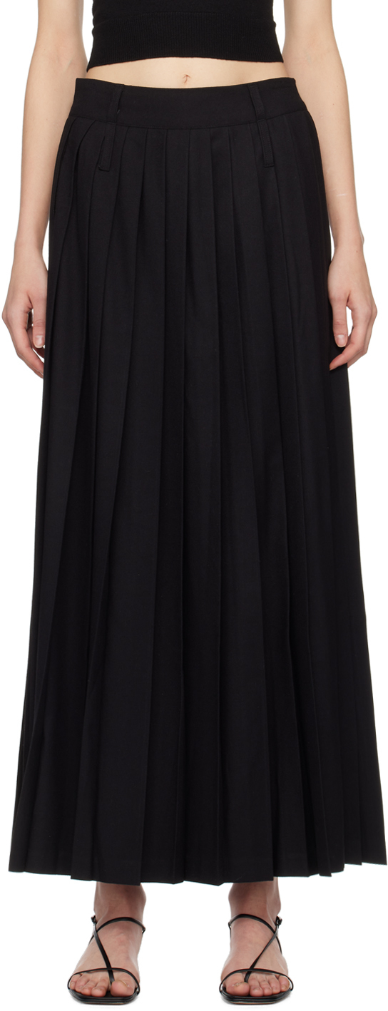 Full Of Grace Pleated Maxi Skirt - Black | Long maxi skirts, Maxi skirt  outfits, Pleated maxi skirt