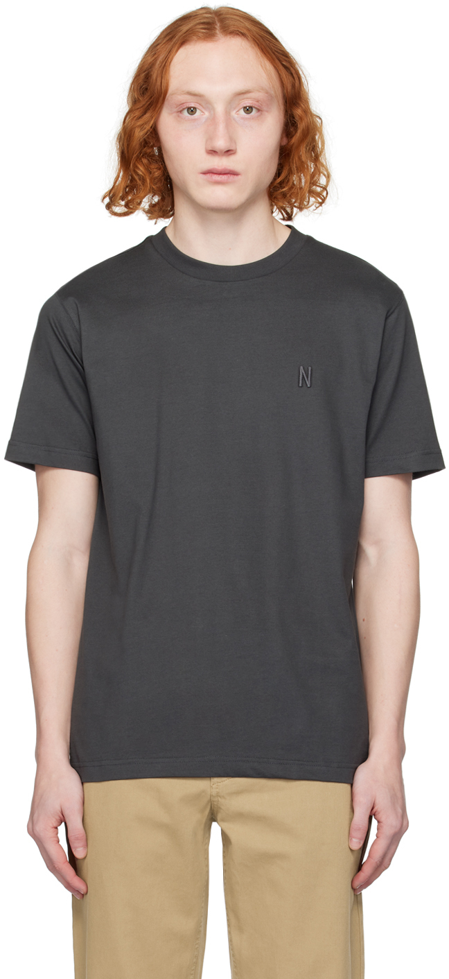 【関税込み】NORSE PROJECTS グレー Johannes 長袖Tシャツ Johannes Organic Bucket Hat Print T-shirt