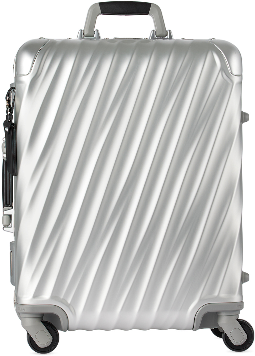 Silver 19 Degree Aluminium Continental Carry-On Case