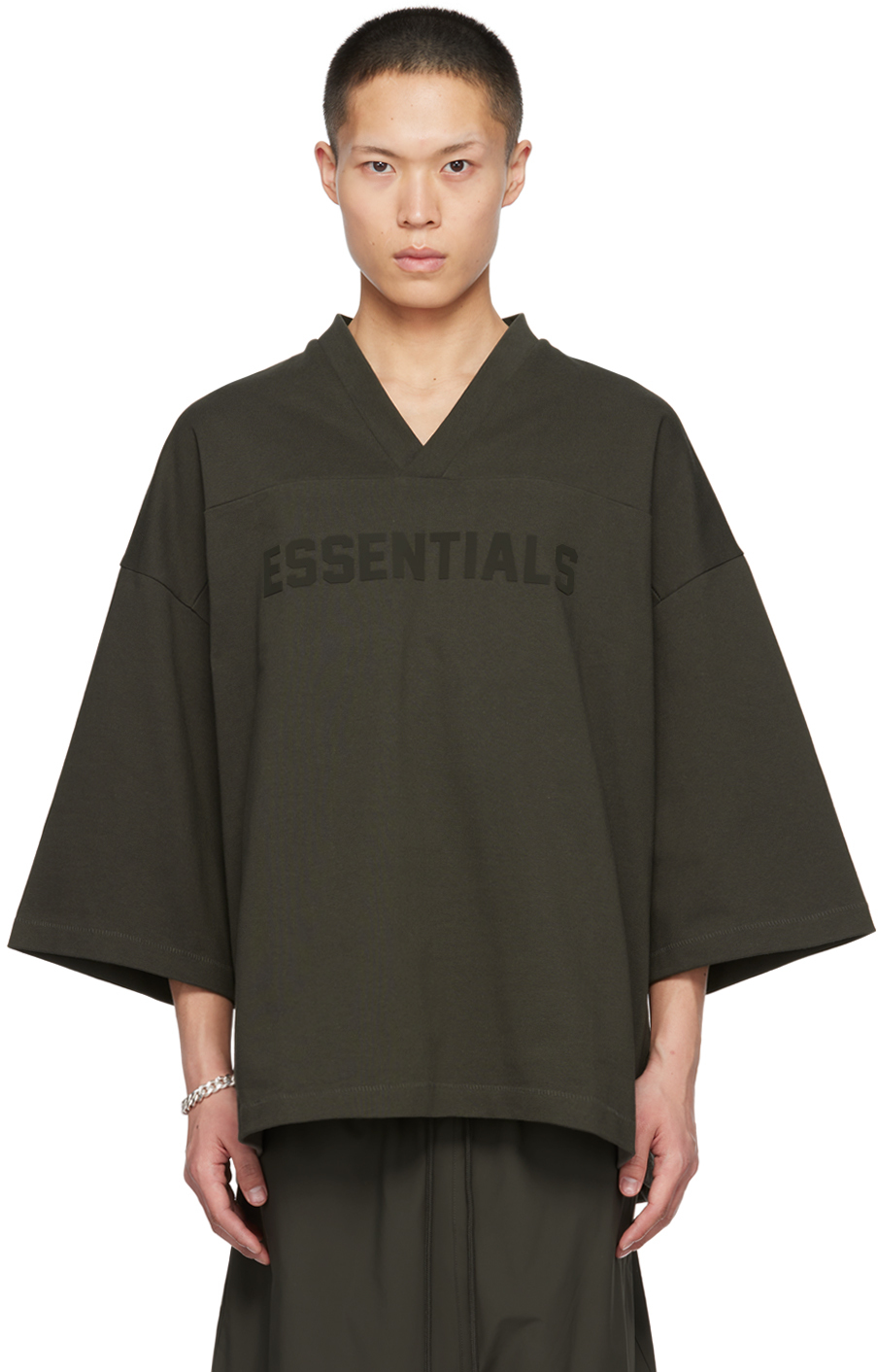 Fear of God ESSENTIALS: グレー フットボールTシャツ | SSENSE 日本