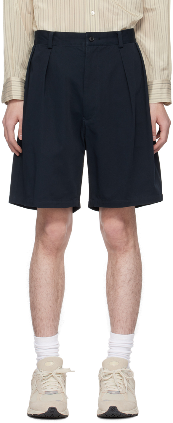 Ylève Navy Pleated Shorts In 120 Navy
