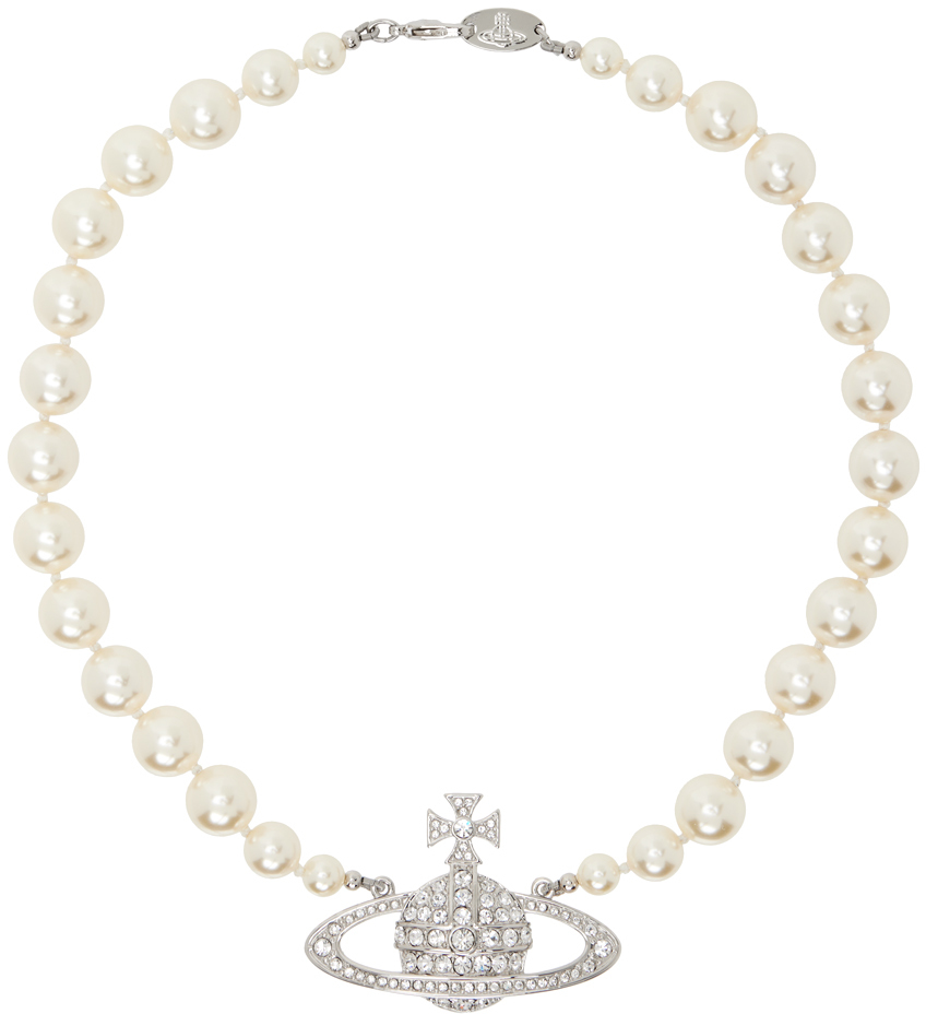 White One Row Pearl Bas Relief Necklace