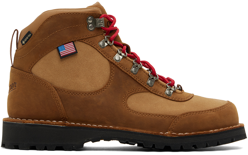 Danner: 탠 캐스케이드 크레스트 부츠 | SSENSE 대한민국