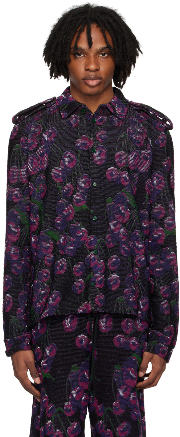 Burberryのブラック Cherry シャツがセール中