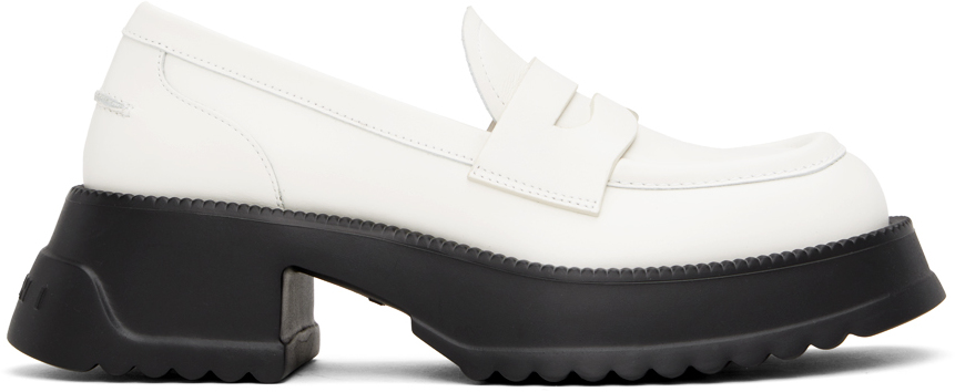 【関税込み】Marni ホワイト キッカーバック ローファー Marniのホワイト キッカーバック ローファーがセール中