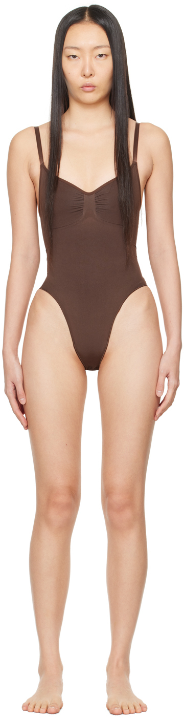 Skims Brown Seamless Sculpt Thong Bodysuit In Cocoa