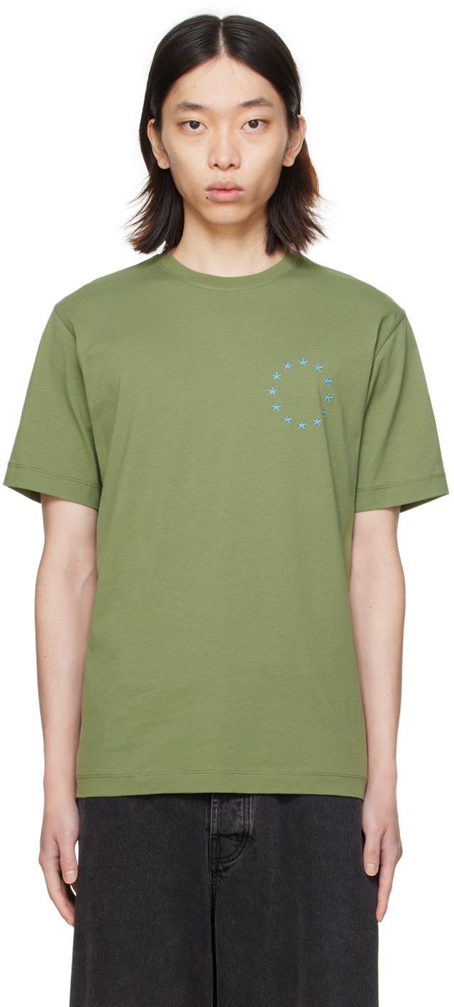 【関税込み】Etudes カーキ Wonder Europa Tシャツ Étudesのカーキ Wonder Europa Tシャツがセール中