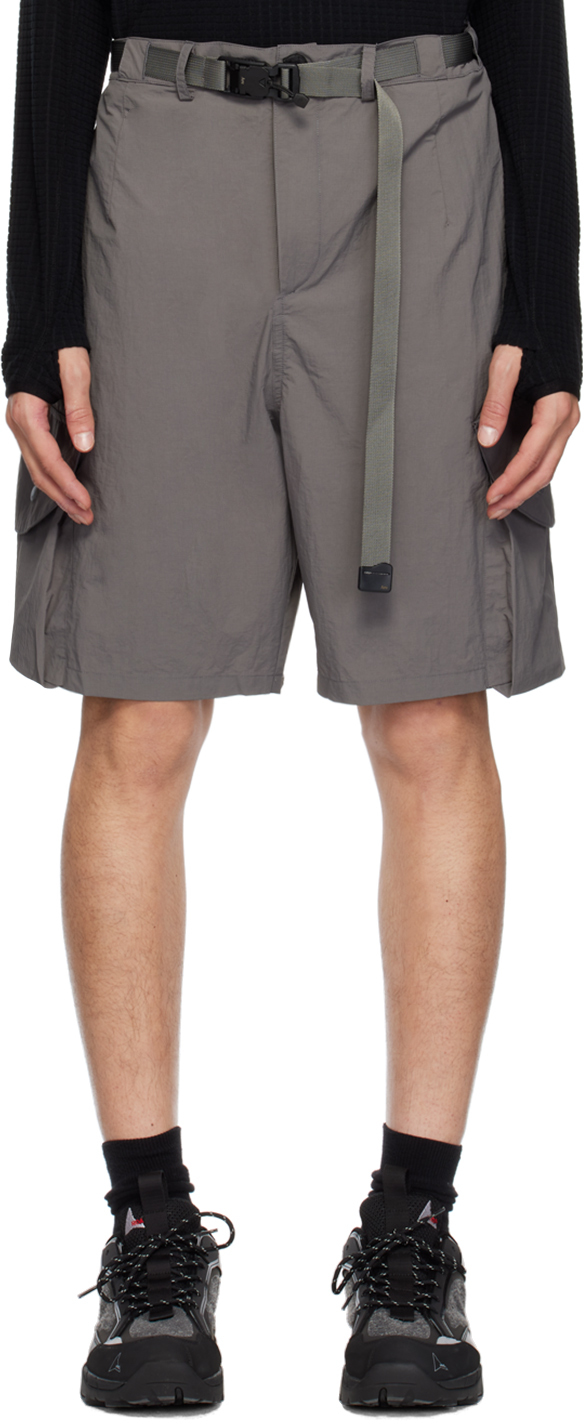 Gray Curvy Pattern Shorts