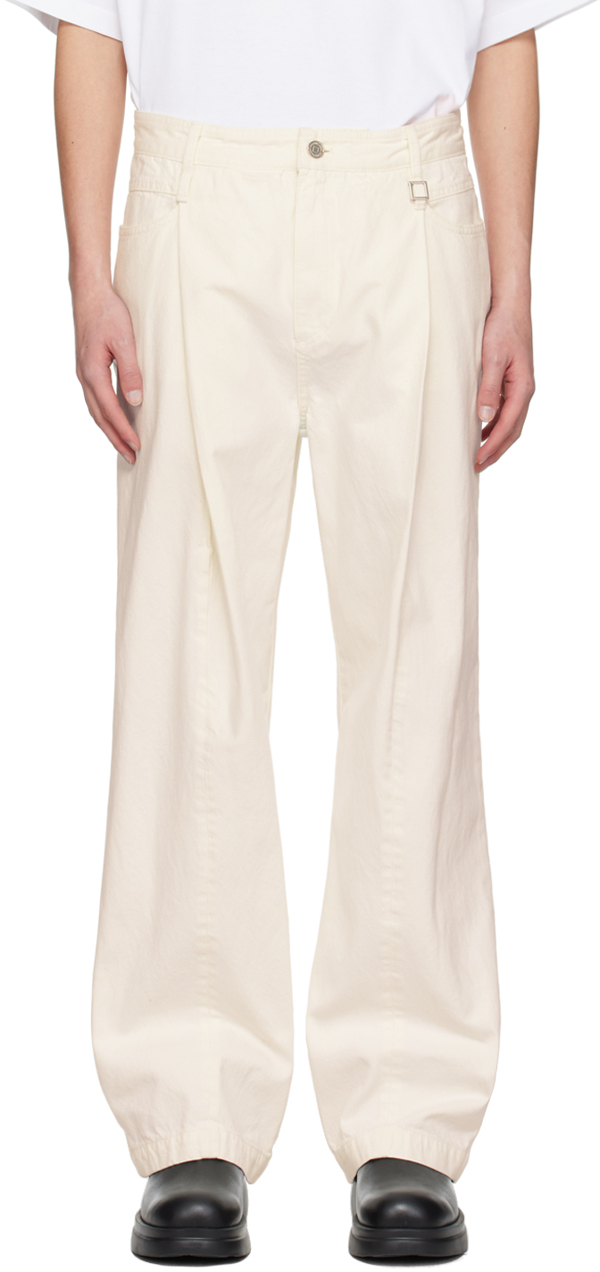 Wooyoungmi White One-tuck Curved Jeans In 991w White