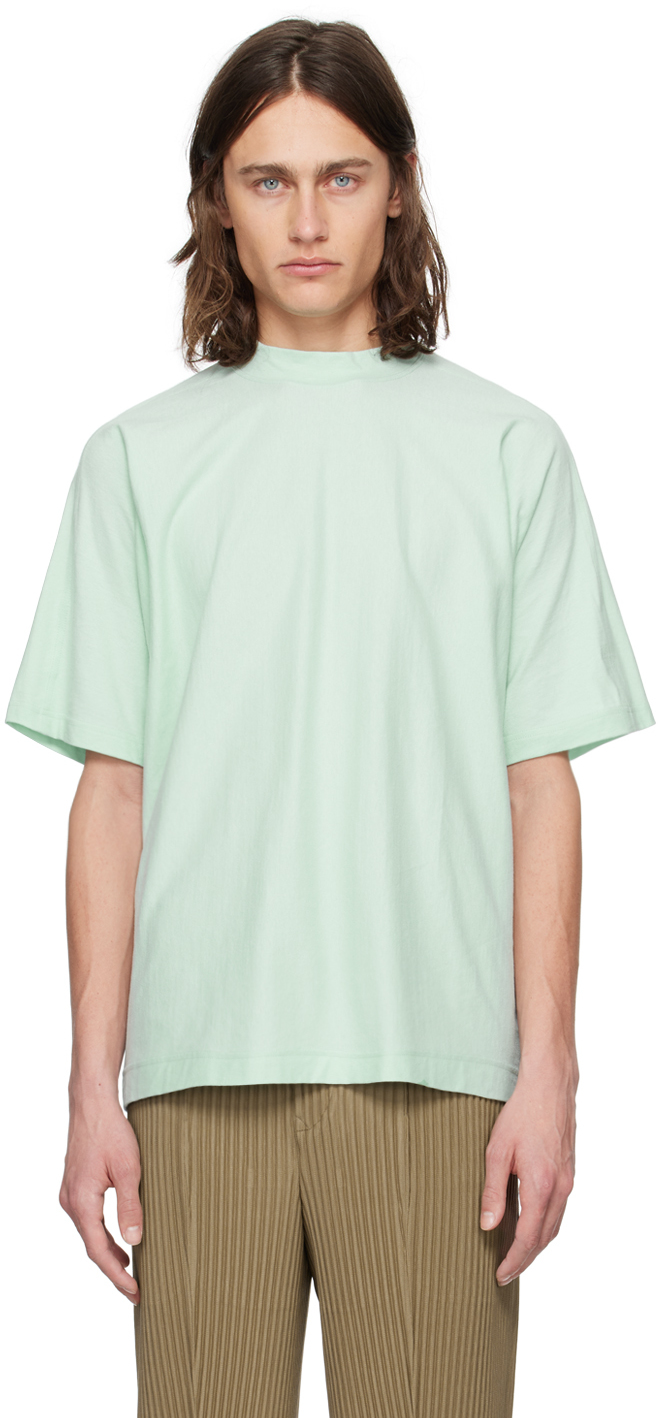 HOMME PLISSÉ ISSEY MIYAKE: Green Release-T 2 T-Shirt | SSENSE