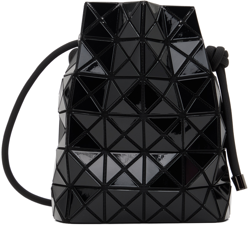 Black Wring Bucket Bag