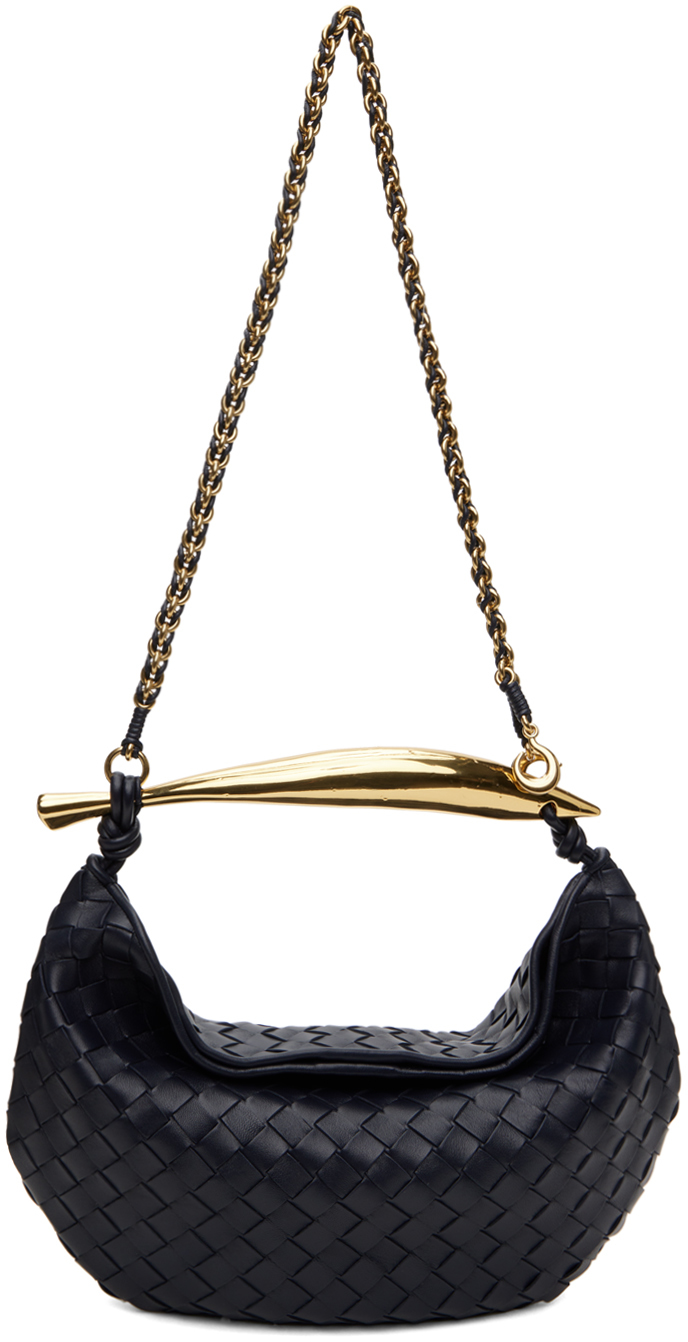 Navy on sale chain bag