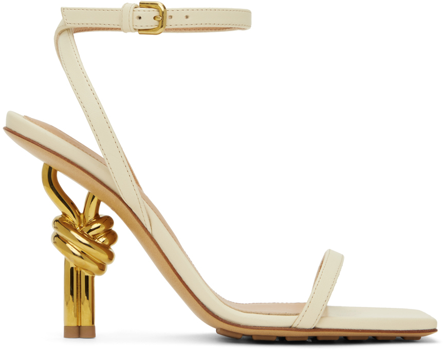 Bottega Veneta Off-white Knot Sandals In 9031 Sea Salt