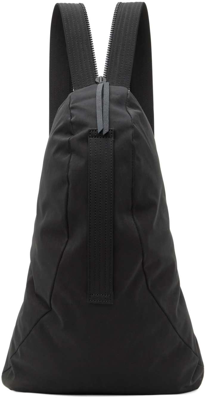 The Viridi-anne Black Water-repellent 2way Backpack In A-black
