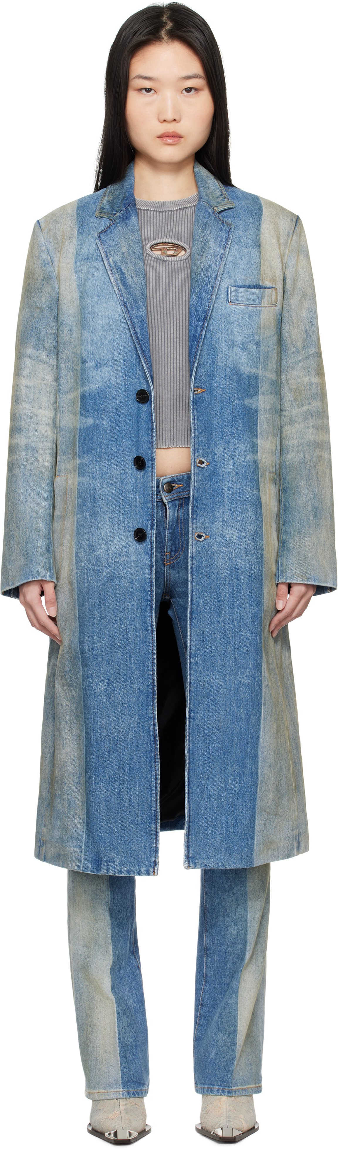 Dieselのブルー D-Balzer-Mid-Fsf デニムコートがセール中