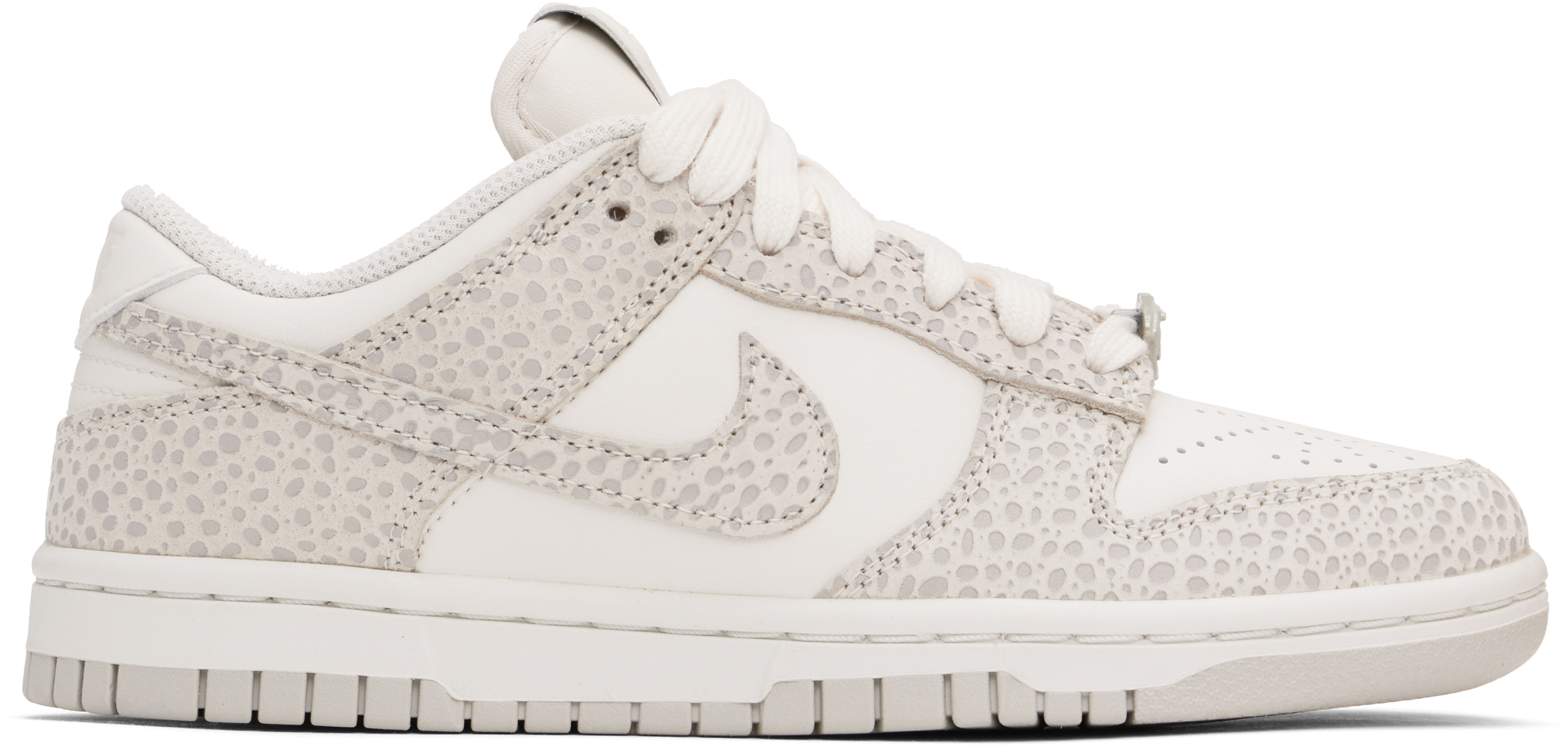 Nike Dunk Low Premium Basketball Sneaker In Phantom/photon Dust