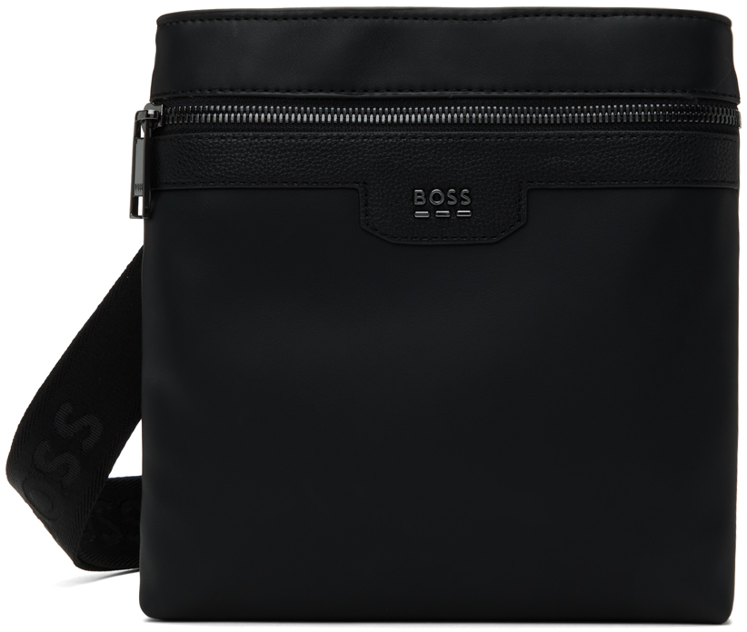 Shop Hugo Boss ブラック ロゴハードウェア ポーチ In 001-black