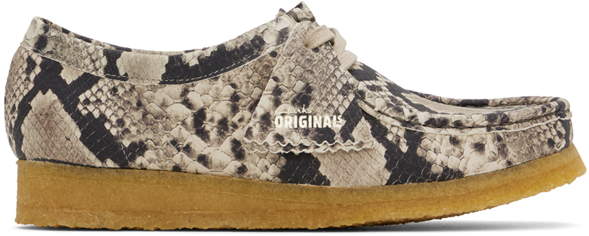 Shop Clarks Originals Gray Wallabee Derbys In Grey Snake Lea