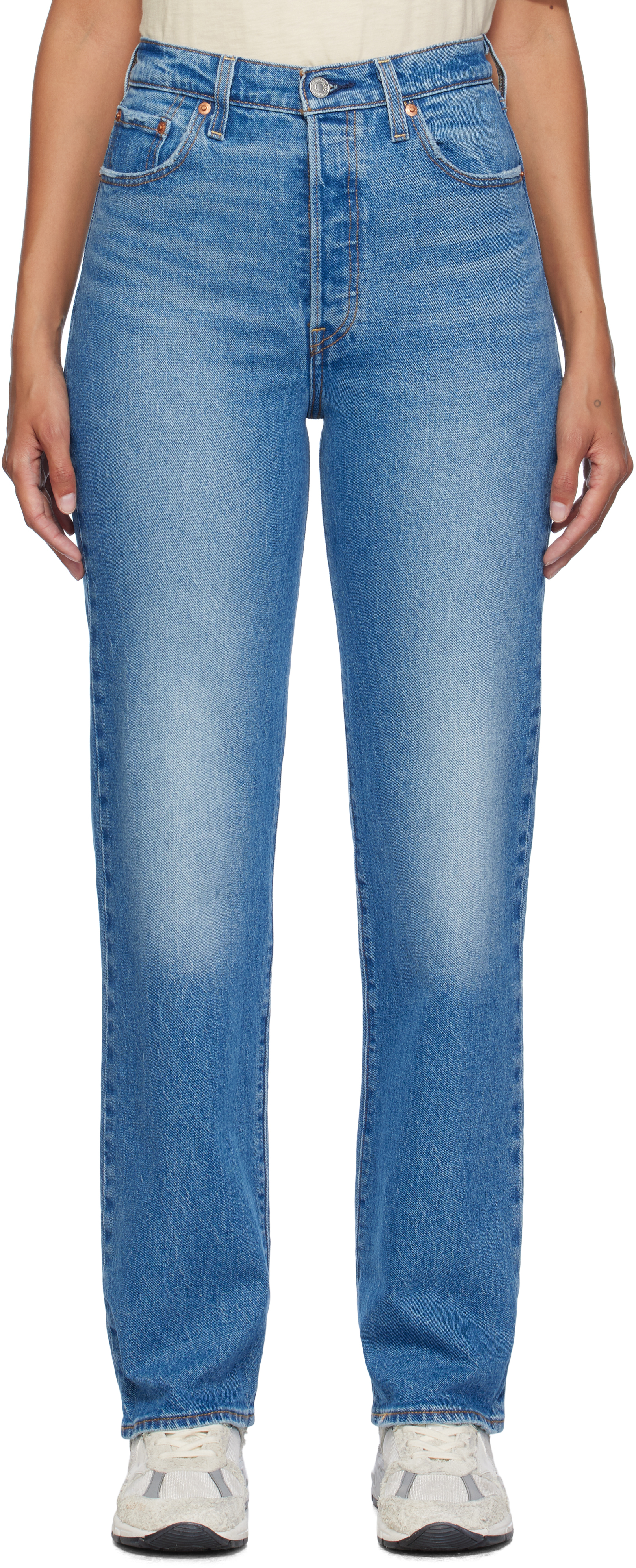 【関税込み】Levi's ブルー Ribcage フルレングス ジーンズ Levi'sのブルー Ribcage フルレングス ジーンズがセール中